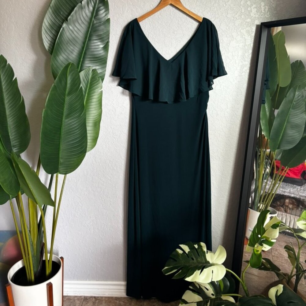 Flattering Dark Green Ruffle Sleeve Maxi Dress - Women’s Size L